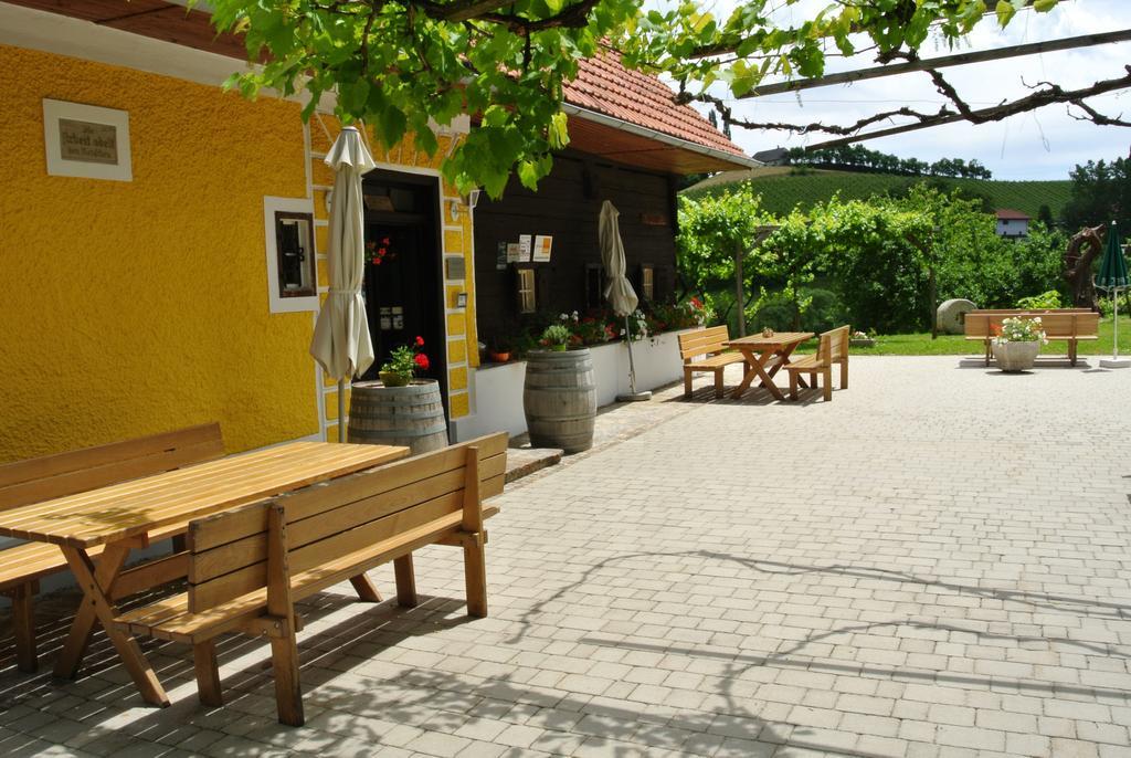 Weingut Primus Suedsteiermark Spielfeld Exterior photo